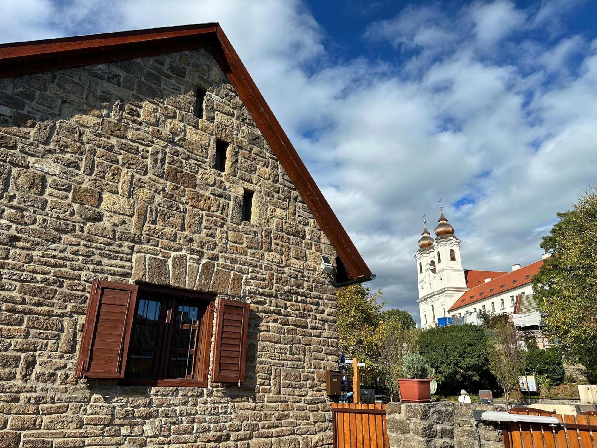 Piros Vendégház Tihany Esterno foto